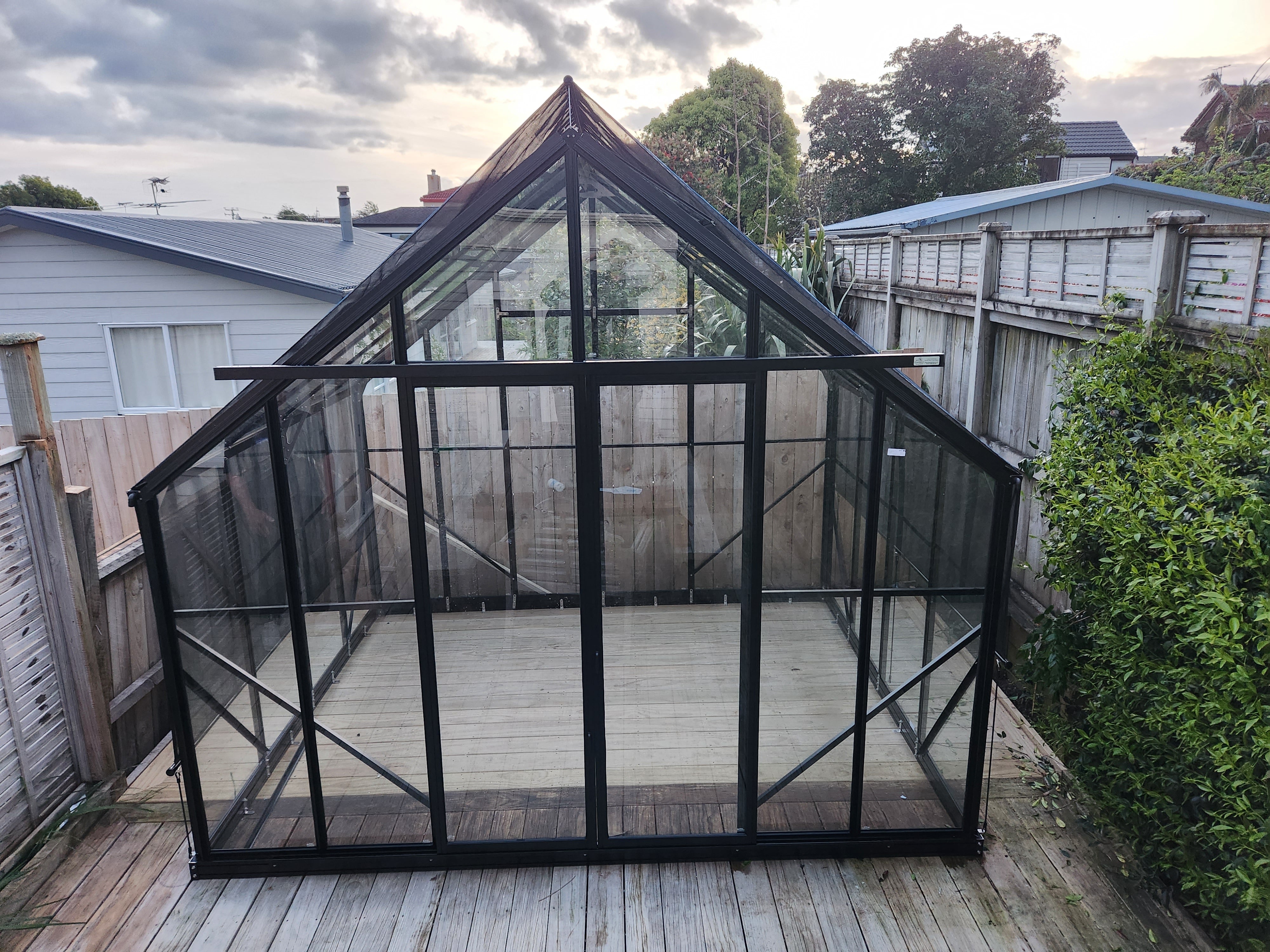 GREENHOUSE 10X8 DOUBLE DOOR GLASS