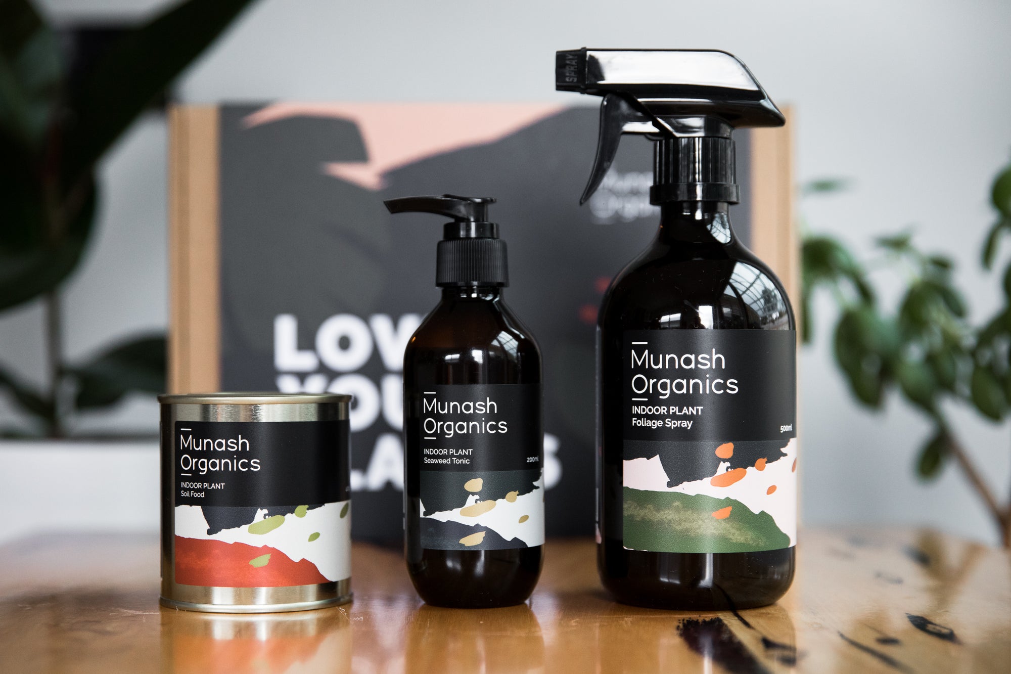 MUNASH LOVE YOUR PLANTS GIFT BOX