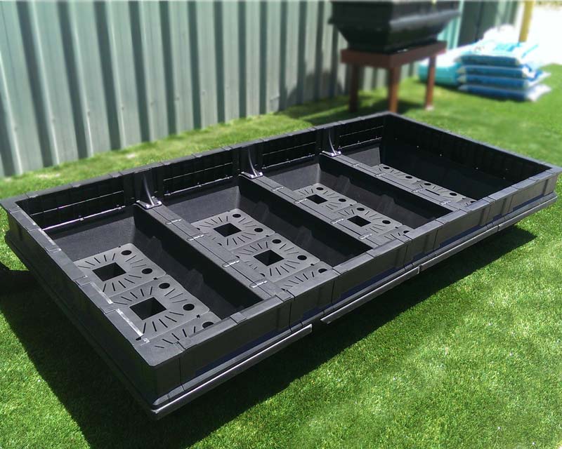 VEGEPOD - LARGE WITH COVER 2M X 1M